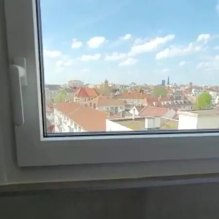 Spacieux Nid Douillet Avec Vue Panoramique דירה